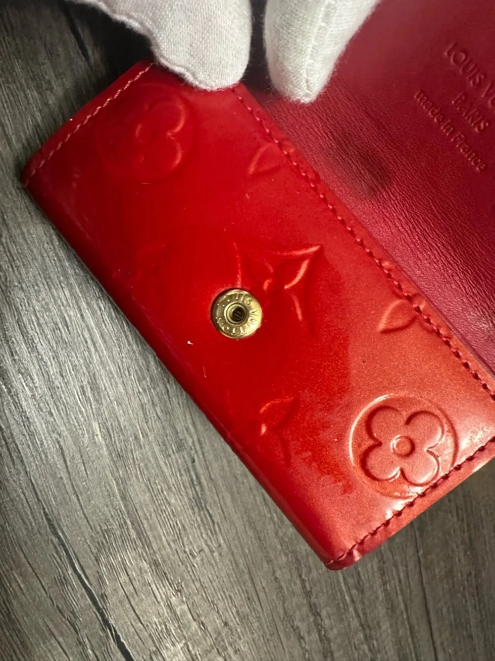 Louis Vuitton Red Vernis Embossed Monogram Key Holder
